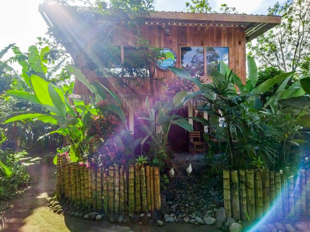 Tastura Homestay Прайя Экстерьер фото